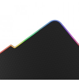 Mouse Pad para gaming HyperX FURY Ultra, iluminación RGB 360°, Superficie rígida micro texturizada