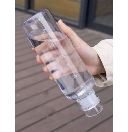 Botella de agua plástica transparente 750ml con horas marcadas